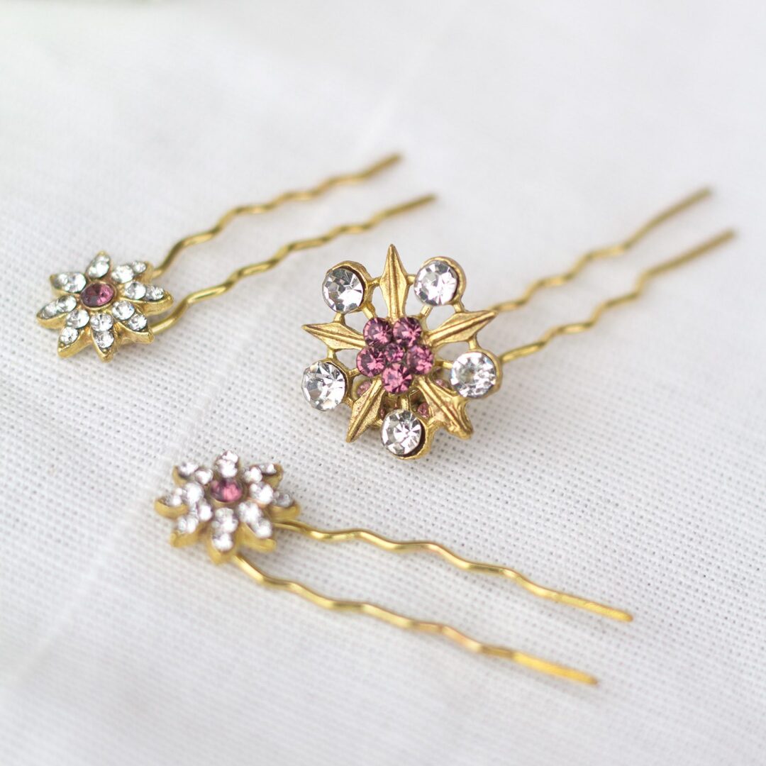 Conjunto de estrellas Alejandría dorada mujer boda novia invitada piedras preciosas Larrier Studio detalle